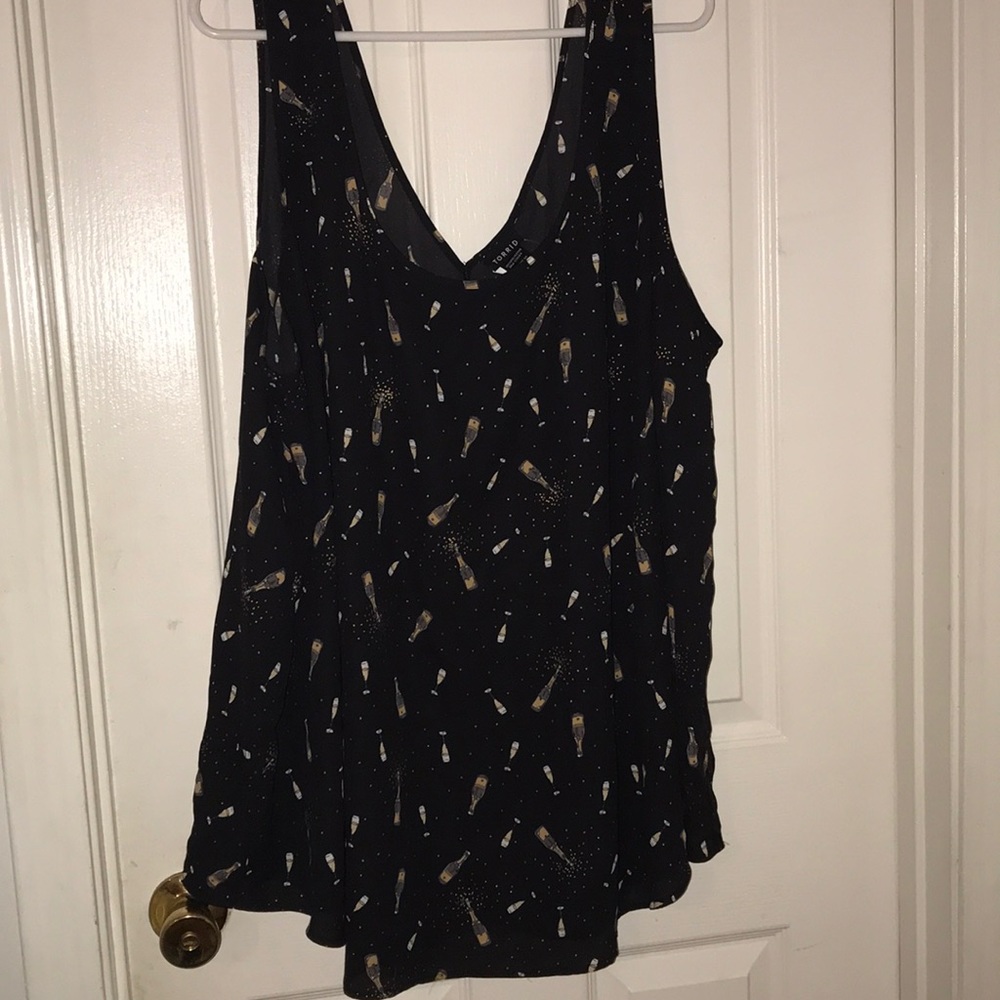 Torrid tank top size 5 TAGS STILL ON